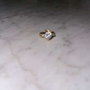 Cubic zirconia ring